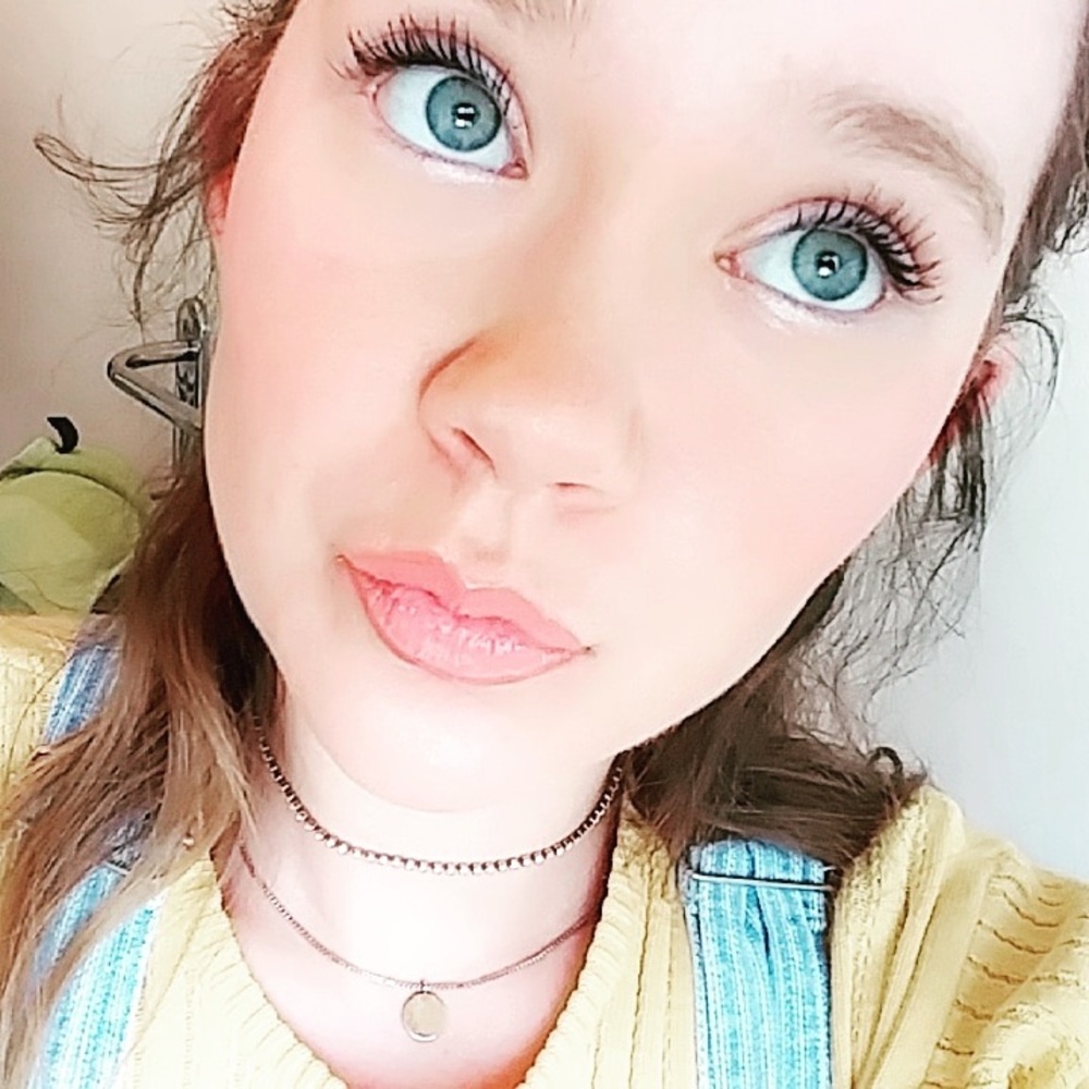 Meet your Posher, Julianna